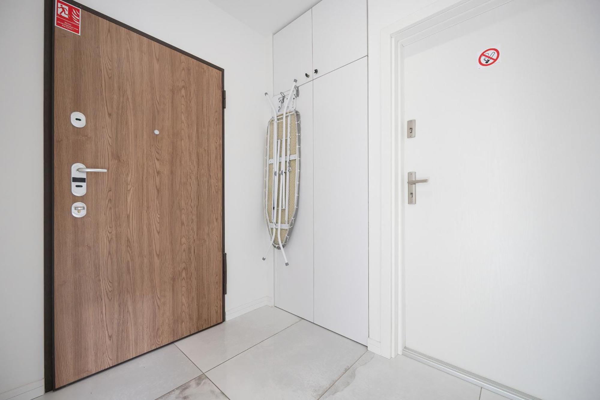 Motlawa River Old City Gdansk Apartment By Noclegi Renters Exterior photo